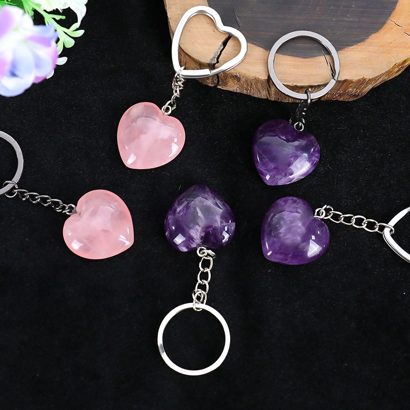 Exquisite Heart-Shaped Keychains Made of Various Jade Materials - Perfect for Gifting!