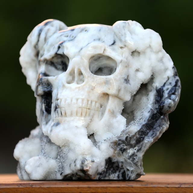 Unique 7.4" Geode Agate Crystal Skull with Horns – Hand Carved Gemstone Geode Sculpture for Collectors & Healing