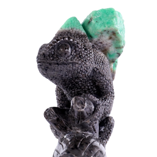 6.0" Natural Emerald Hand Carved Crystal Lizard and Skull Sculpture