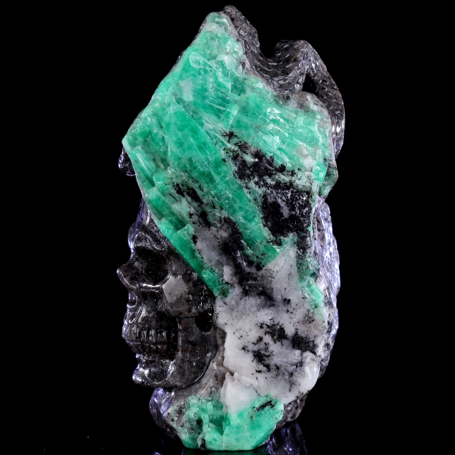 5.0" Emerald Skull with Snake – Hand Carved Natural Crystal Healing Sculpture
