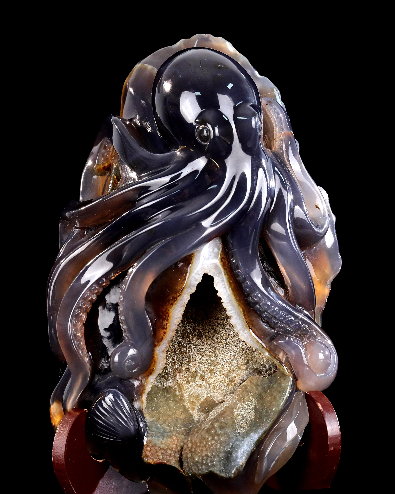 Sparkling Geode Agate Octopus Figurine - Handcrafted Crystal Animal Carving Collectible