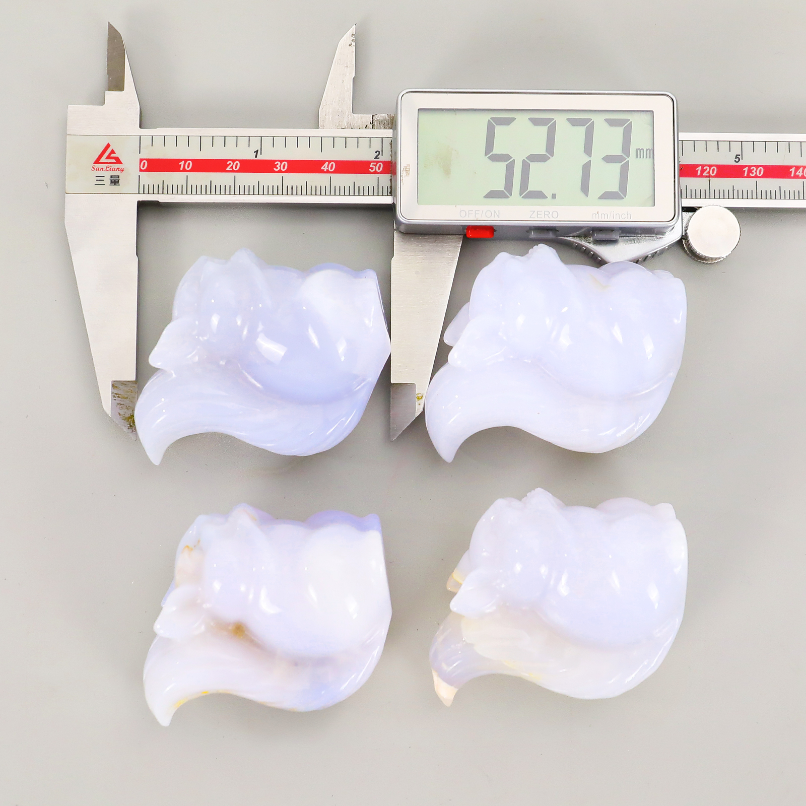 2 inch Natural Blue Chalcedony Crystal Carved Small Animal Carving Squirrel Sculpture for Gift