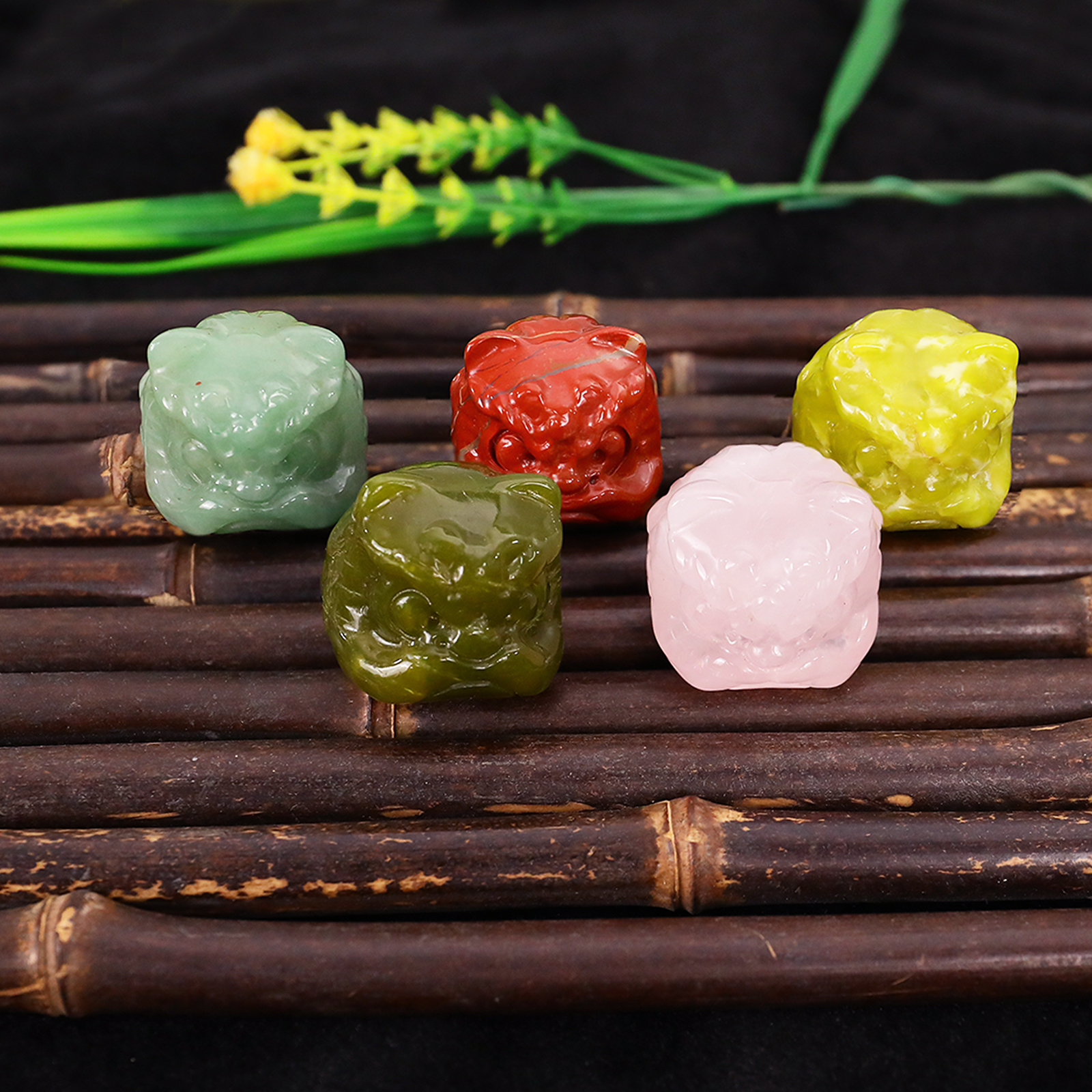 Mini Lion Dance Incense Holder - Handcrafted Premium Jade for Home & Meditation