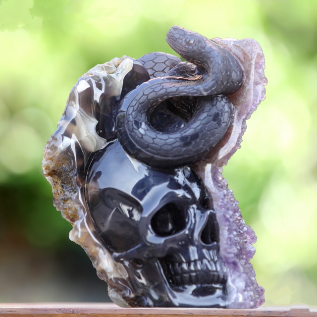 Unique 6.6" Amethyst Geode Agate Skull with Snake – Hand Carved Crystal & Mineral Specimen Sculpture for Collectors And Healing
