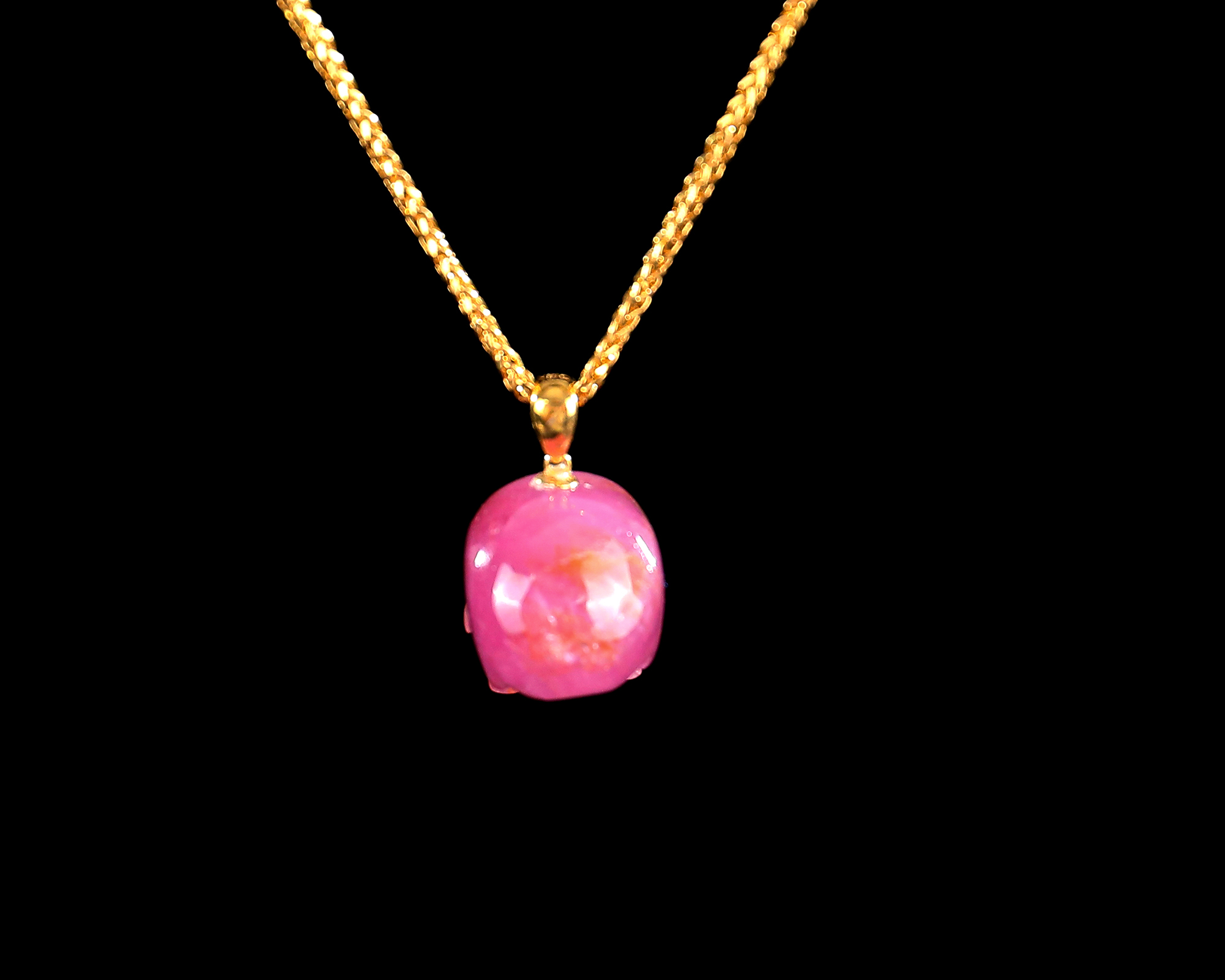 20mm Mini Hand Carved Ruby Skull Pendant - 18K Gold Clasp Luxury Gemstone Jewelry