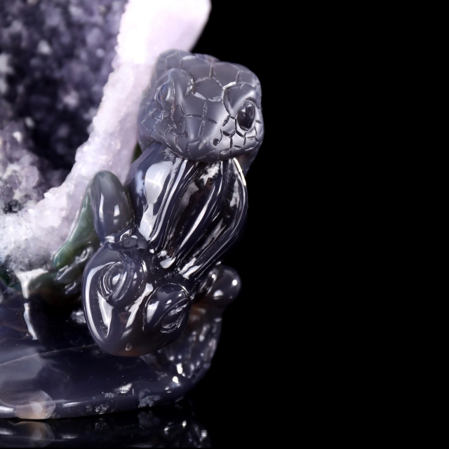 11.8 Inch Artisanal Amethyst Geode Snake & Frog – Hand-Carved Crystal Sculpture for Luxury Decor