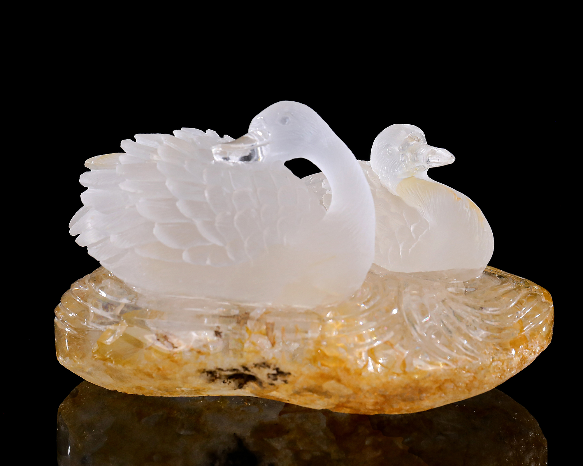 5-inch Clear Crystal Double Swan Hand-Carved Ornament - Ideal for Living Room & Entryway Decoration, Perfect Gift for Expressing Eternal Love, Crystal Artwork