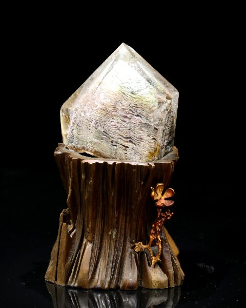 Clear Phantom Crystal Tower - Calming Divine Healing Crystal Sculpture for Altar