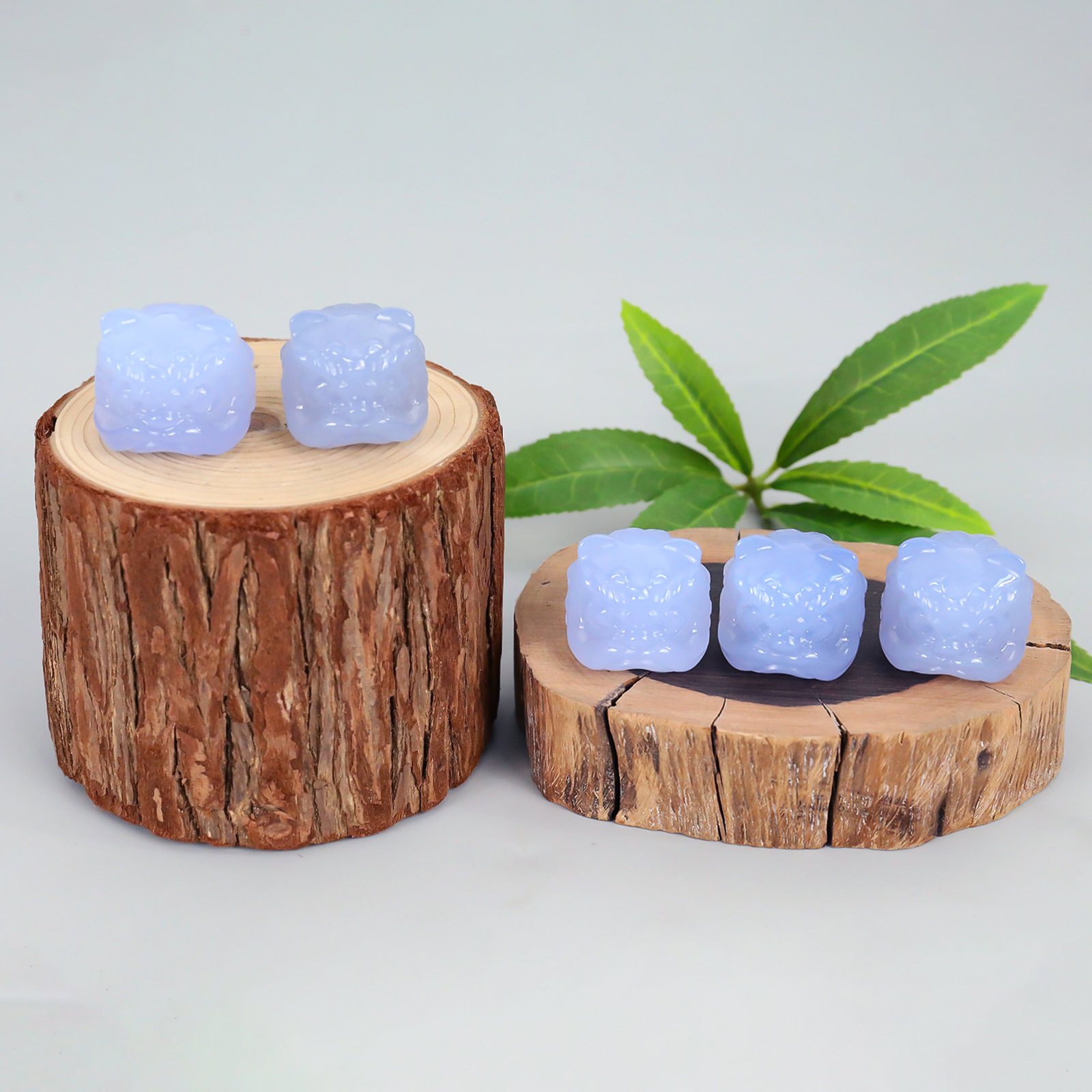 Blue Chalcedony Mini Lion Dance Incense Holder - Crystalline Luster for Desktop Blessing Decor