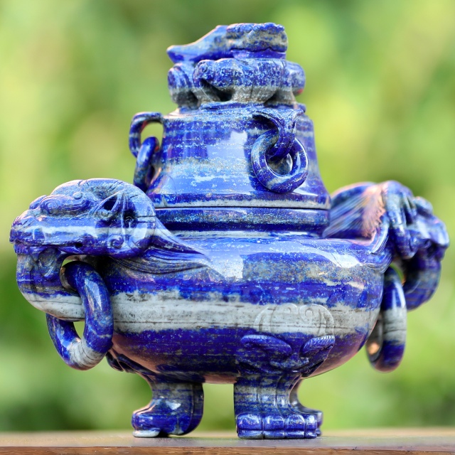9.0” Natural Lapis Lazuli Hand Carved 3 Foot Censer with Lid Gemstone Tripod