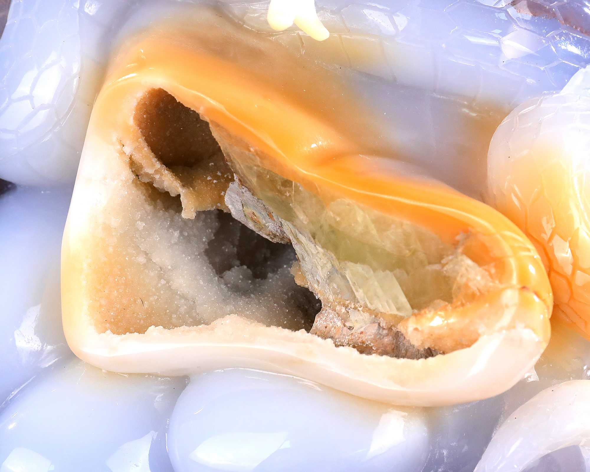 Natural Blue Chalcedony Geode Snake Carving - Handcrafted Crystal Animal Sculpture for Home Decor & Collection