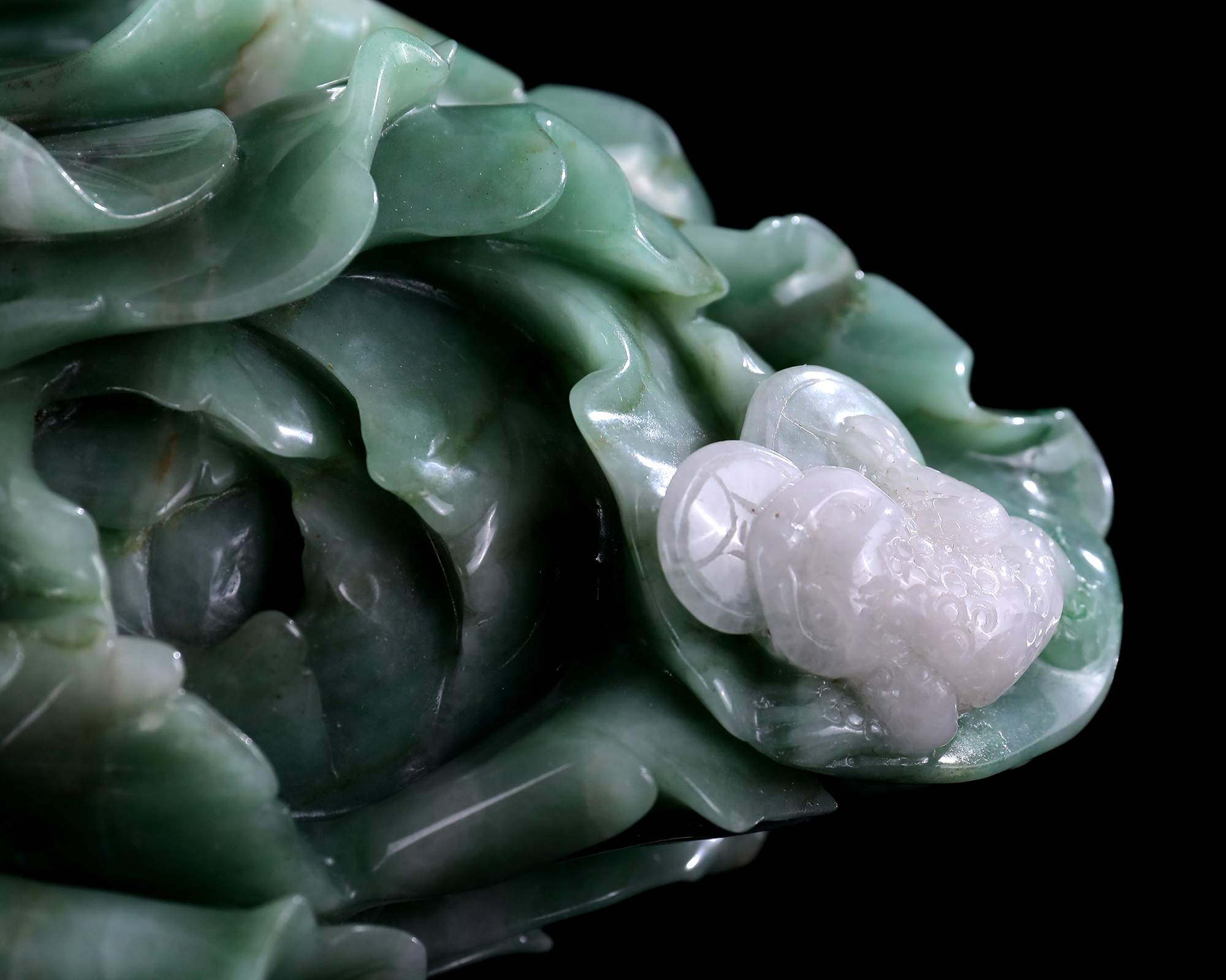 15" Green Aventurine Cabbage Sculpture – Hand-Carved Gemstone with "Hundred Wealth" Meaning