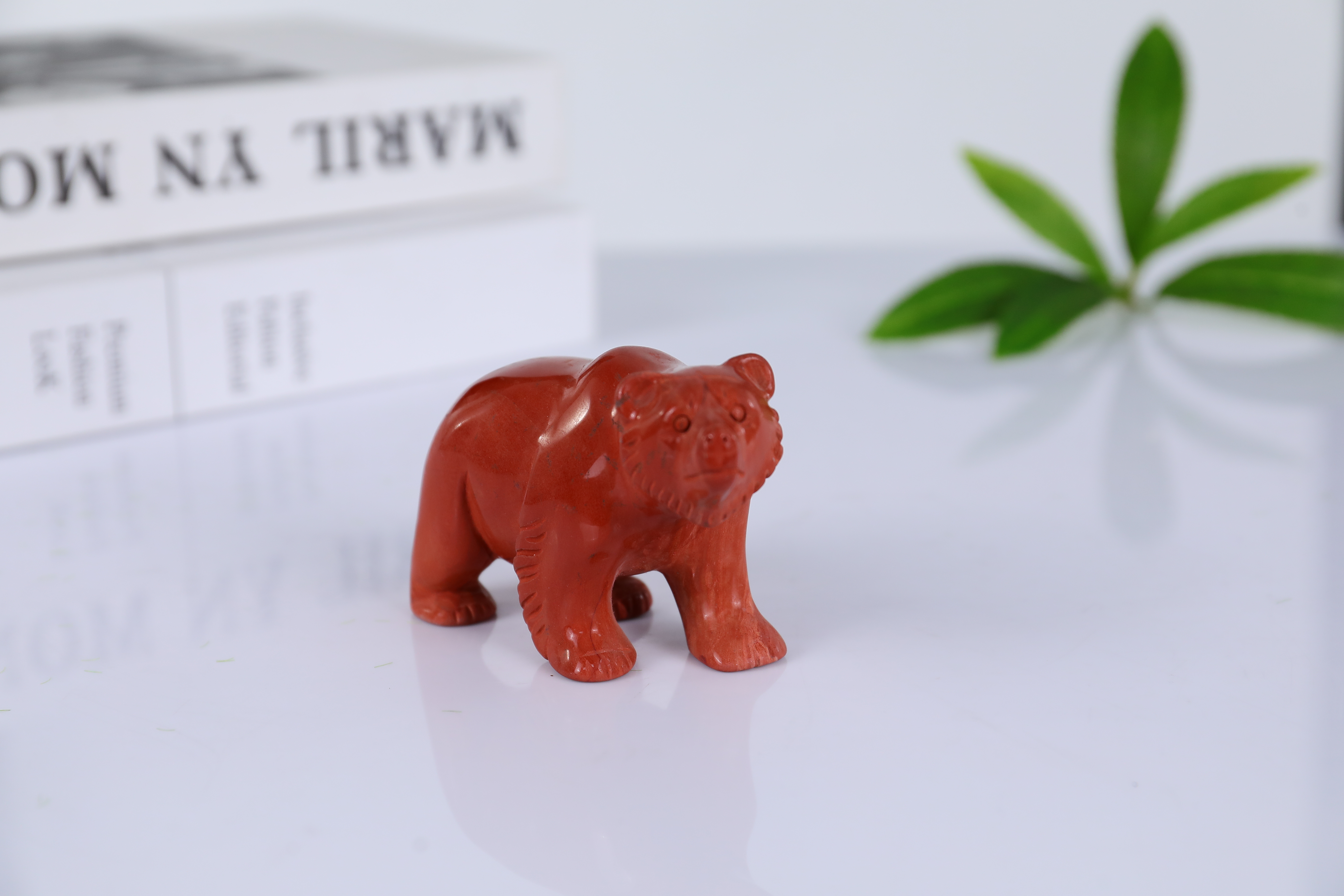 Artisanal Mini Polar Bear Sculpture Made of 100% Natural Jade - Unique Jade Carving for Collection & Desk Ornament