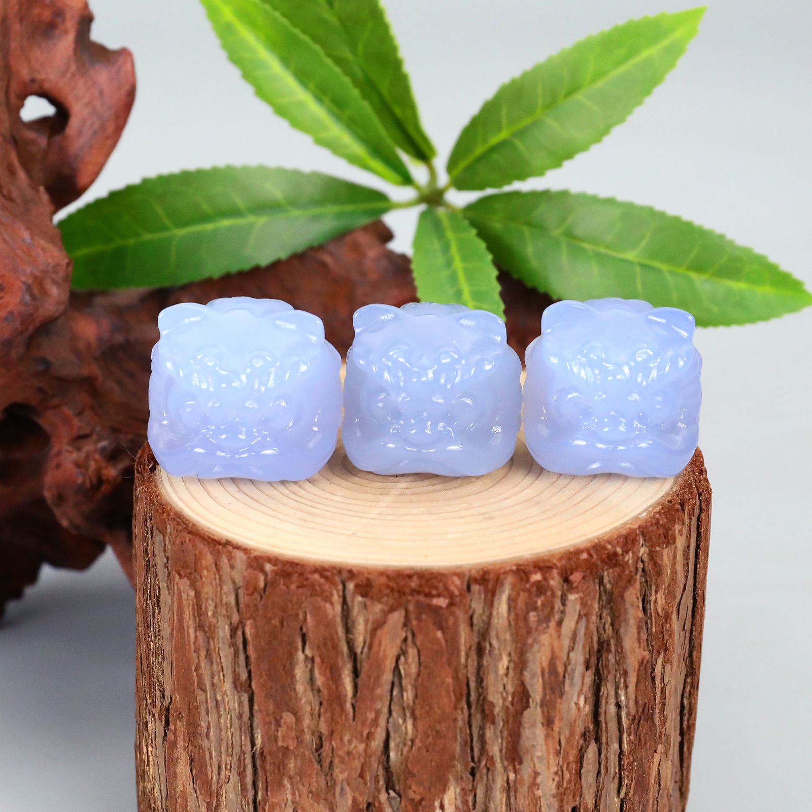 Blue Chalcedony Mini Lion Dance Incense Holder - Crystalline Luster for Desktop Blessing Decor