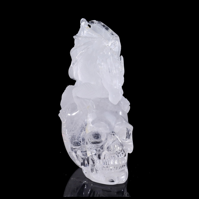 5-inch Clear Crystal Skull & Pterosaur Hand-Carved Ornament - Unique Home Decor for Display, Ideal Gift for Crystal Collectors, Symbolic Artwork