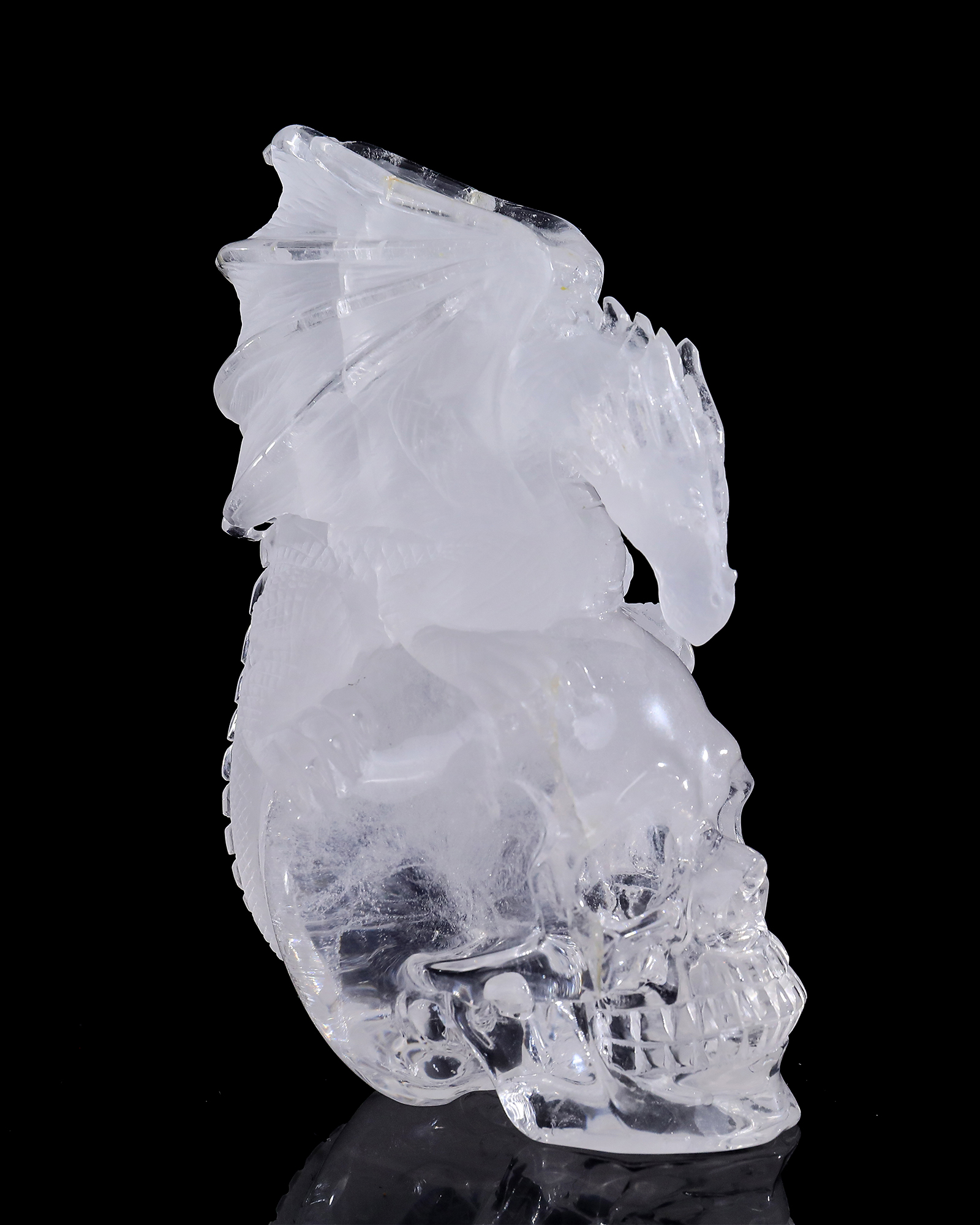 5-inch Clear Crystal Skull & Pterosaur Hand-Carved Ornament - Unique Home Decor for Display, Ideal Gift for Crystal Collectors, Symbolic Artwork