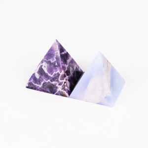 Wholesale Crystal Amethyst Energy Pyramid Natural Healing Stones Quartz Point Carving Reiki Meditation Home Decoration Gift