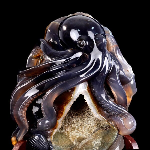 Sparkling Geode Agate Octopus Figurine - Handcrafted Crystal Animal Carving Collectible