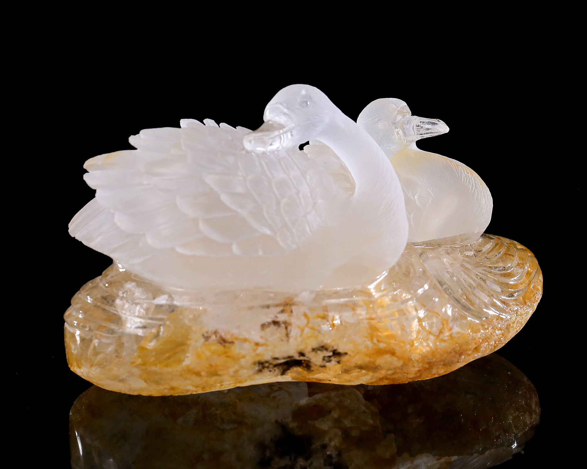 5-inch Clear Crystal Double Swan Hand-Carved Ornament - Ideal for Living Room & Entryway Decoration, Perfect Gift for Expressing Eternal Love, Crystal Artwork