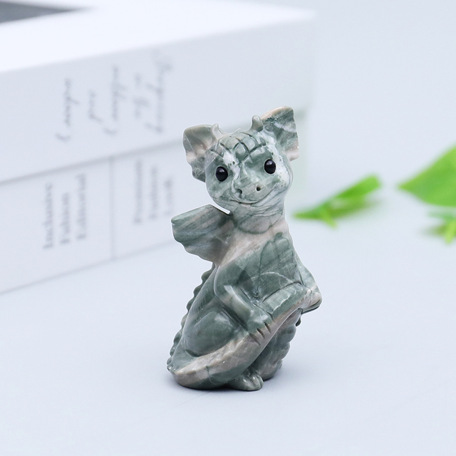 High Quality Natural Crystal Stone Mix Material Fly Dragon Red Jasper Craving Animals Crystal Decorations for Home or Office