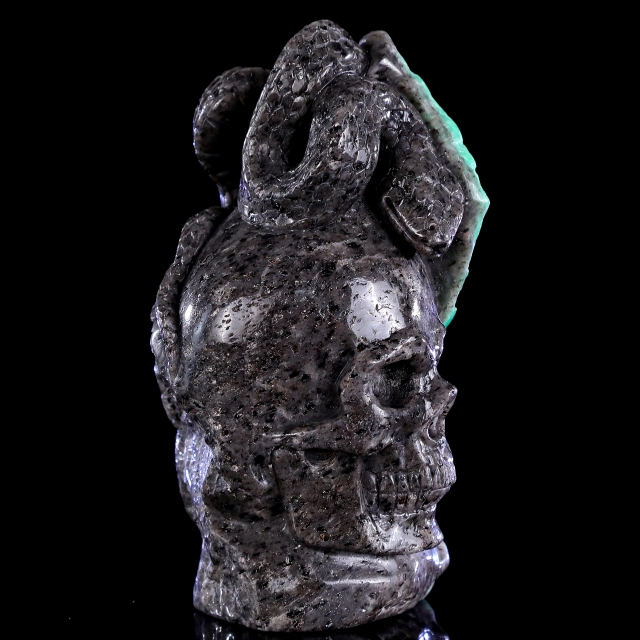 5.0" Emerald Skull with Snake – Hand Carved Natural Crystal Healing Sculpture
