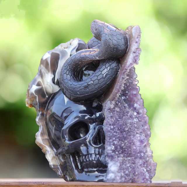 Unique 6.6" Amethyst Geode Agate Skull with Snake – Hand Carved Crystal & Mineral Specimen Sculpture for Collectors And Healing