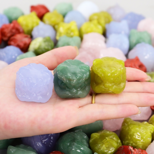 Mini Lion Dance Incense Holder - Handcrafted Premium Jade for Home & Meditation